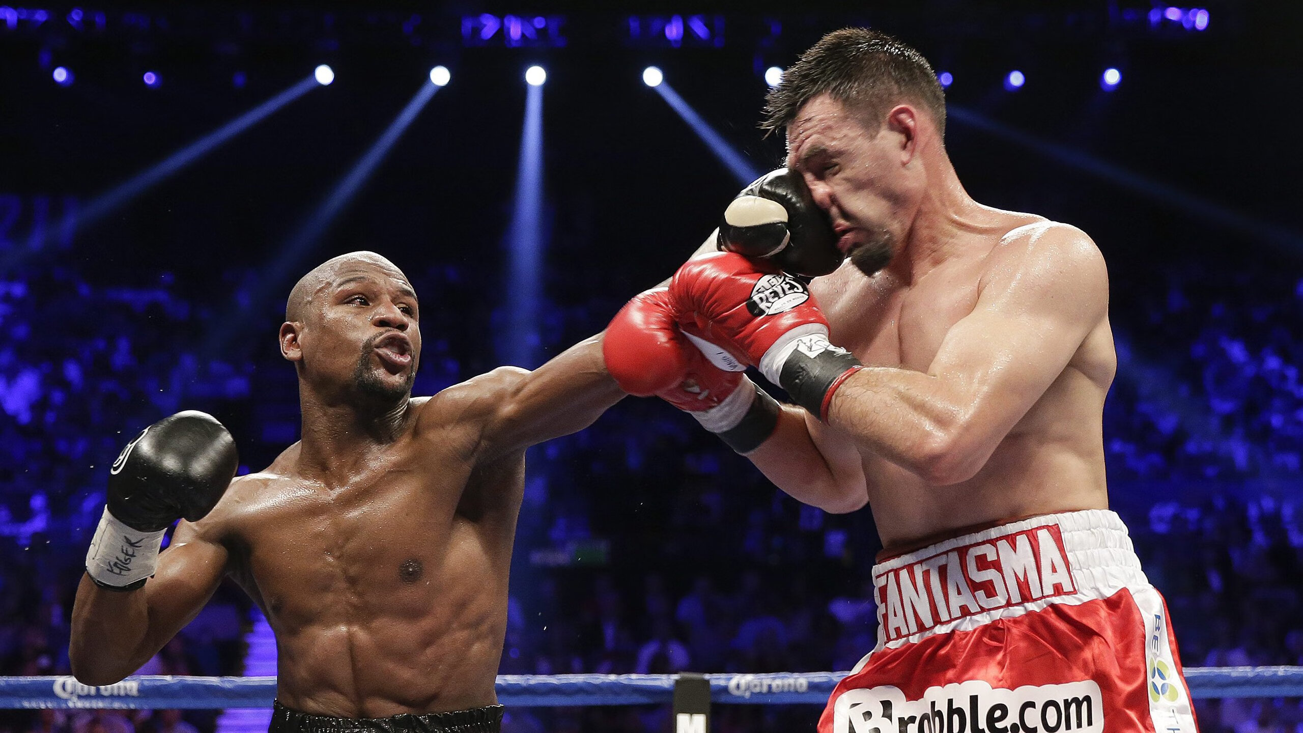 法甲：蒙彼利埃1-1战平巴黎，比赛节奏紧凑，蒙彼利埃vs巴黎圣日耳曼比赛回放